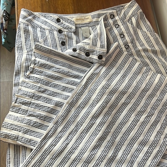 LONDON-JEAN Blue and White Striped Wide Leg Pants - Picture 7 of 8